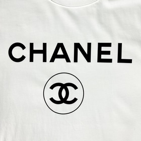Chanel Классическая модель с короткими рукавами из коллекции 2023