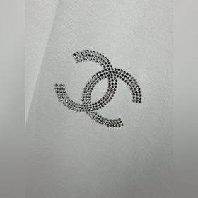 Новейшая модель короткорукавой футболки Chanel 2023Ss весна-лето,