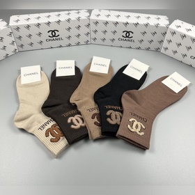 Новая модель CHANEL (Chanel) 2023, модная модель для показа, из ч