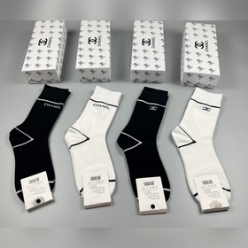 Новая модель CHANEL (Шанель) 2023 года, модная модель для показа,