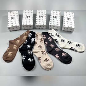 Новая модель CHANEL (Шанель) 2023 года, модная модель для показа,