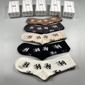Новая модель CHANEL (Шанель) 2023 года, модная модель для показа,