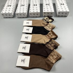 Новая модель CHANEL (Шанель) 2023 года, модная модель для подиума