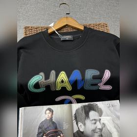 Заказ от европейской торговой компании CHANEL. Поставка новых мод