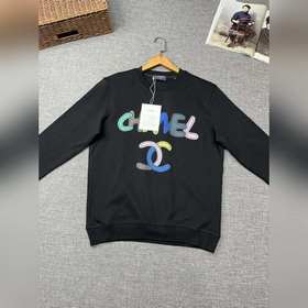 Заказ от европейской торговой компании CHANEL. Поставка новых мод