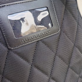 Новый нейлоновый рюкзак с вышивкой от Burberry. Рюкзак TB серии T