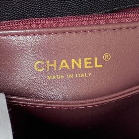 23p Chanel модель 92990  Сумка с крышкой. В этом сезоне очень по