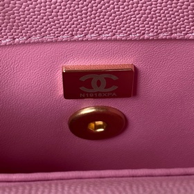23p Chanel модель AS2215  мини-сумка с крышкой. В этом сезоне о