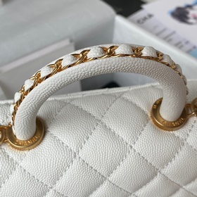 23p Chanel модель AS2215  мини-сумка с крышкой. В этом сезоне о