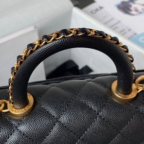 23p Chanel модель AS2215  мини-сумка с крышкой. В этом сезоне о