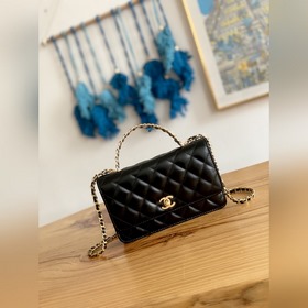 Новая сумка стюардессы 2023p Новая сумка стюардессы Chanel из мат