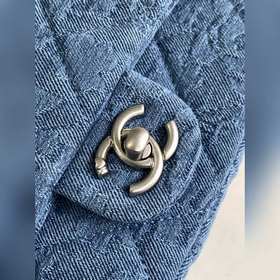 23p Chanel Camellia Denim Square Wallet Серебристый цвет Chanel д