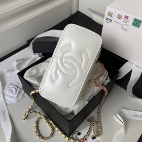 Новая модель ручки AP3243 от Chanel, очень приятный аромат. Я дей