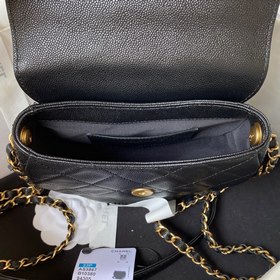 Chanel 23P — скрытый бестселлер, сумка-седло. Очень ограниченный 