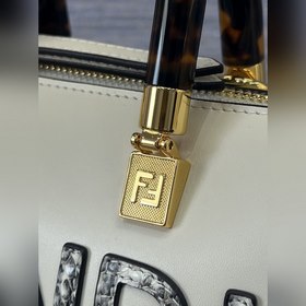 8BR067B85 Белый Размеры： 17 x 8 x 12 см