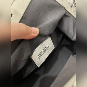 First Черно-белая ограниченная серия Под руководством дизайнера К