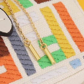 Сумка Fendi Baguette версии Nano с откидной крышкой и магнитной з