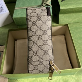 Мини-сумка GG, новая серия дорожных аксессуаров Gucci, вдохновлен