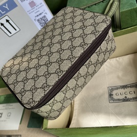Мини-сумка GG, новая серия дорожных аксессуаров Gucci, вдохновлен