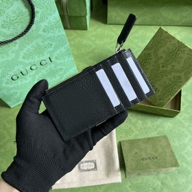 Кожаный карман для карт из серии GG Marmont. Gucci продолжает обн