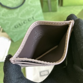 Вы уже приобрели эту очаровательную сумочку? Серия GG Marmont с е