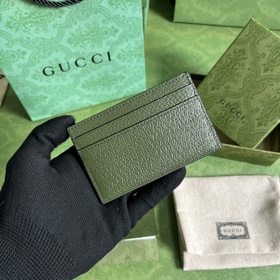 GG Marmont серия кардхолдеров, Gucci продолжает обновлять цветову