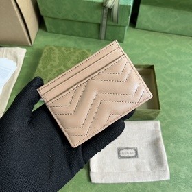Карточный чехол GG Marmont. Классические аксессуары Gucci продолж