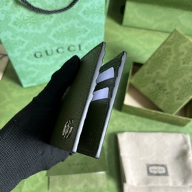 Кожаный кошелек GG Marmont с двумя отделами. Gucci продолжает обн