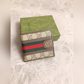 Новинка на официальном сайте GG — короткий кожаный чехол GG Supre