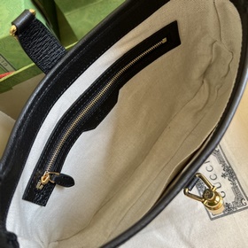 Gucci UN3AG 1294 Детали товара. Серия Gucci «Aria — модные арии» 