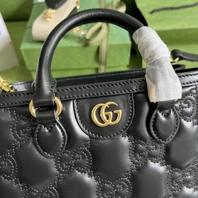 Мини-сумка GG Matelassé из кожи GG Matelassé с мягкой текстурой, 