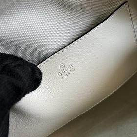 Оригинальная кожаная сумка Gucci «Aria — модная ария» из серии «A