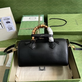 Оригинальная кожаная сумка Gucci «Aria — модная ария» из серии «A