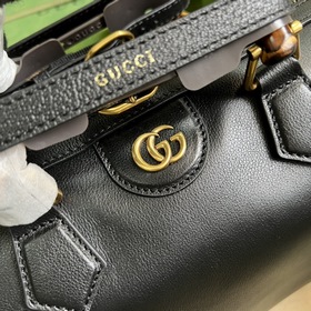 Оригинальная кожаная сумка Gucci «Aria — модная ария» из серии «A