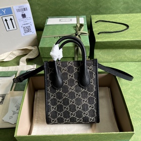 Маленькая сумка из кожи денима от Gucci из серии «Aria — модная а