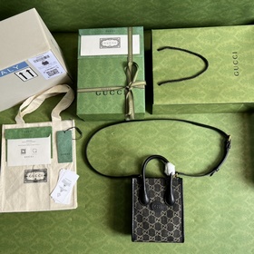 Маленькая сумка из кожи денима от Gucci из серии «Aria — модная а