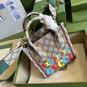 Изысканная мини-сумка Gucci FAAWA 97 из серии «Exquisite Gucci» у