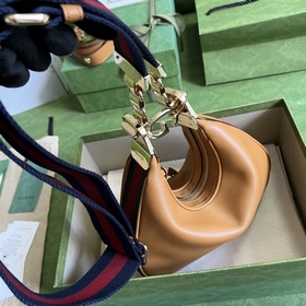 GGGucci Attache серия маленьких сумок через плечо «Gucci Love Mar