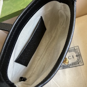 Gucci UN3AG 1294 Детали товара. Серия Gucci «Aria — модные арии» 