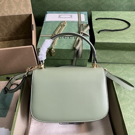 Сумка Gucci Blondie из серии UXX0G 1000 сочетает в себе ретро-эле