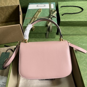 Сумка Gucci Blondie из серии UXX0G 1000 сочетает в себе ретро-эле