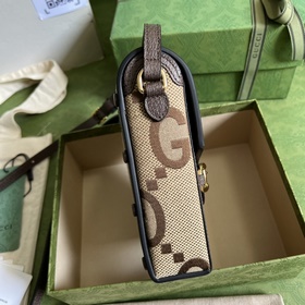 Мини-сумка Gucci с пряжкой виде конской уздечкиз серии 1955 В нов