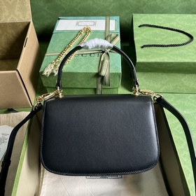 Сумка Gucci Blondie из серии UXX0G 1000 сочетает в себе ретро-эле