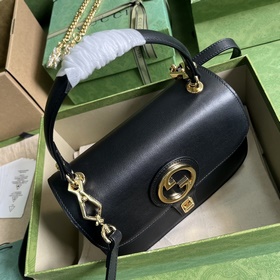 Сумка Gucci Blondie из серии UXX0G 1000 сочетает в себе ретро-эле