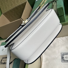 Сумка Gucci Blondie из серии UXX0G 1000 сочетает в себе ретро-эле