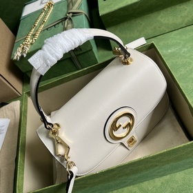 Сумка Gucci Blondie из серии UXX0G 1000 сочетает в себе ретро-эле