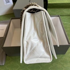 Из коллекции Paris Balenciaga осень-зима 2022 — Crush, возвращают