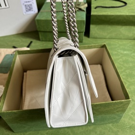 Из коллекции Paris Balenciaga осень-зима 2022 — Crush, возвращают