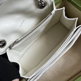 Из коллекции Paris Balenciaga осень-зима 2022 — Crush, возвращают