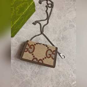 Высококачественная подделка! Мини-сумка Gucci Diana с цепочкой со